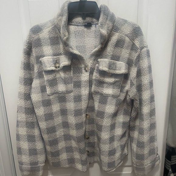 art class Other - art class Fuzzy Gray and White Plaid Button Down Shirt